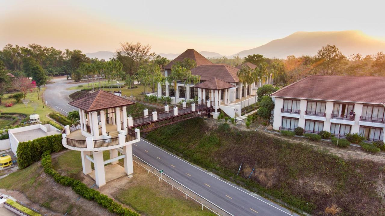 Leaves Valley Resort Nong Ya Plong Экстерьер фото